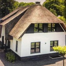 aa6e4483-ac17-46a3-b8f3-ce7947cb4712